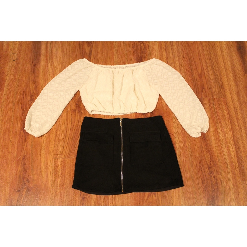White Balloon Sleeve Crop Top